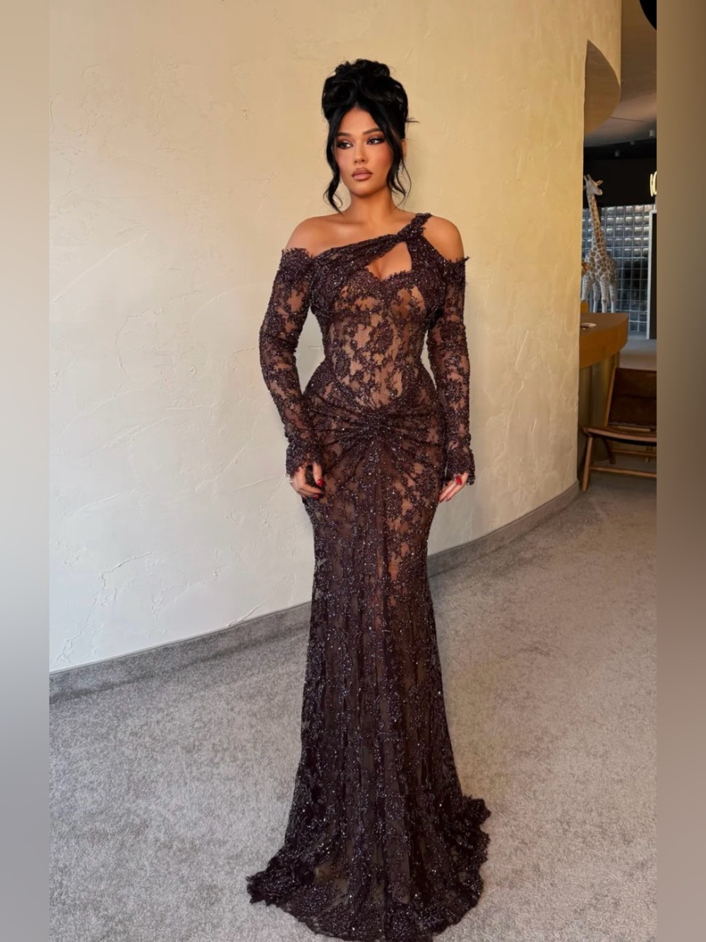 GODDESS Elegant Off-Shoulder purple Lace Evening Gown SIZE LARGE NWT
